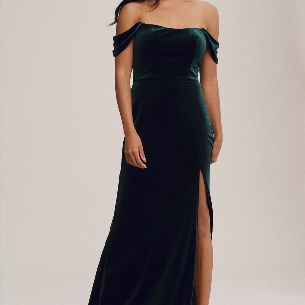 Jenny Yoo Anthropologie Issa Elegant Green Velvet Evening Gown